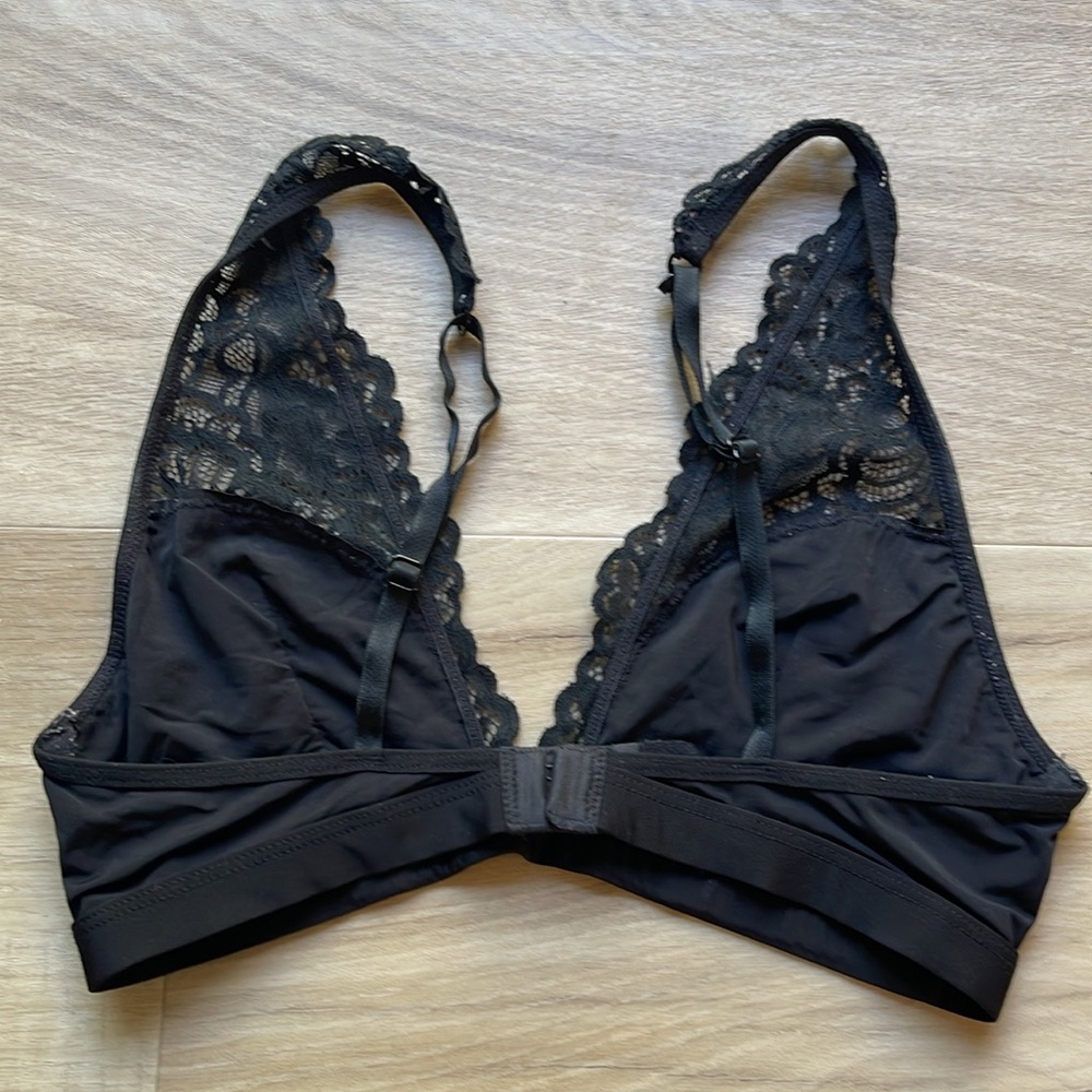 Bralettes - Picture 9 of 11